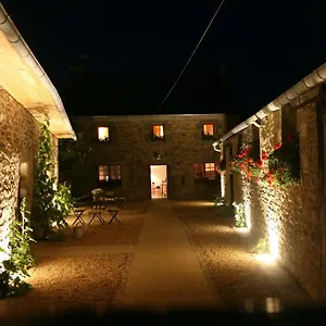 Les D'hellen 2 Vakantiehuis